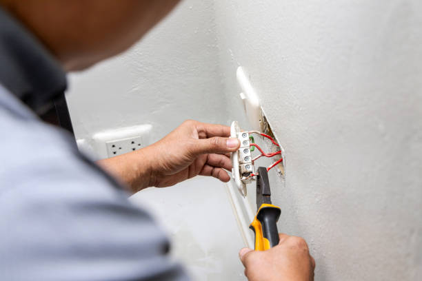 Best Electrical Troubleshooting Services  in Loogootee, IN